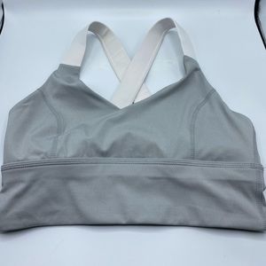 Avía Sports Bra size M